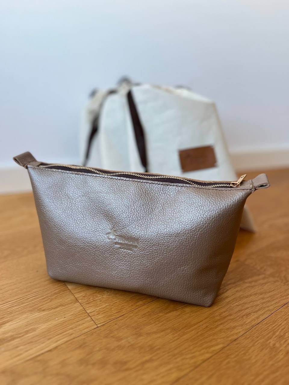 Cosmetic bag